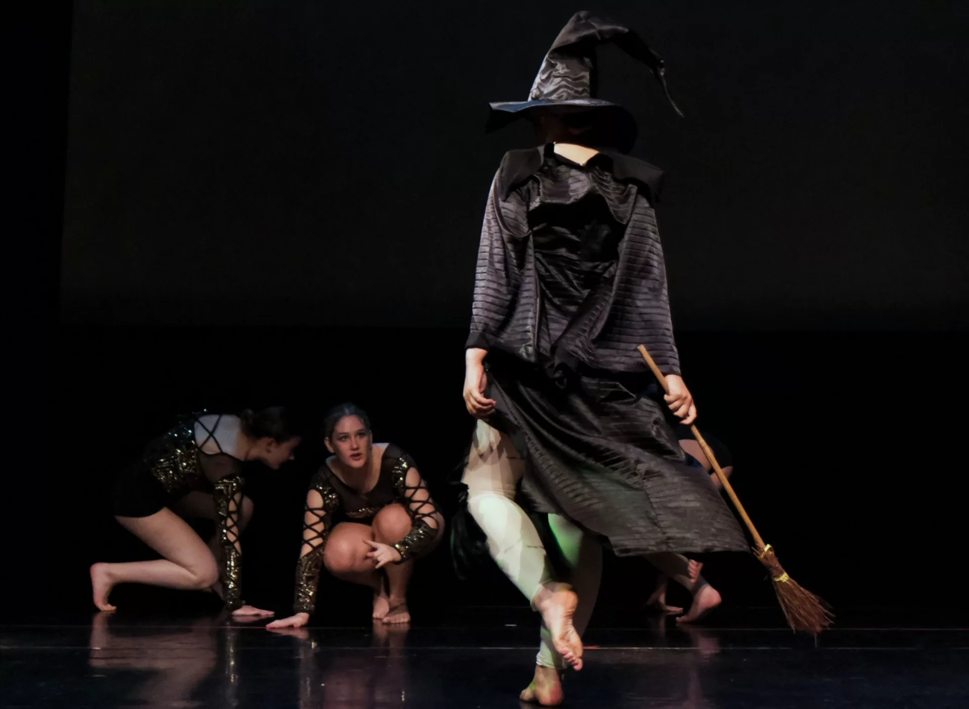 Zona Dance Company