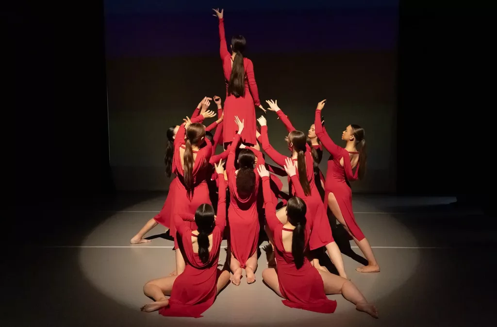 Zona Dance Company Contemporary Dance Letterkenny Donegal Teens